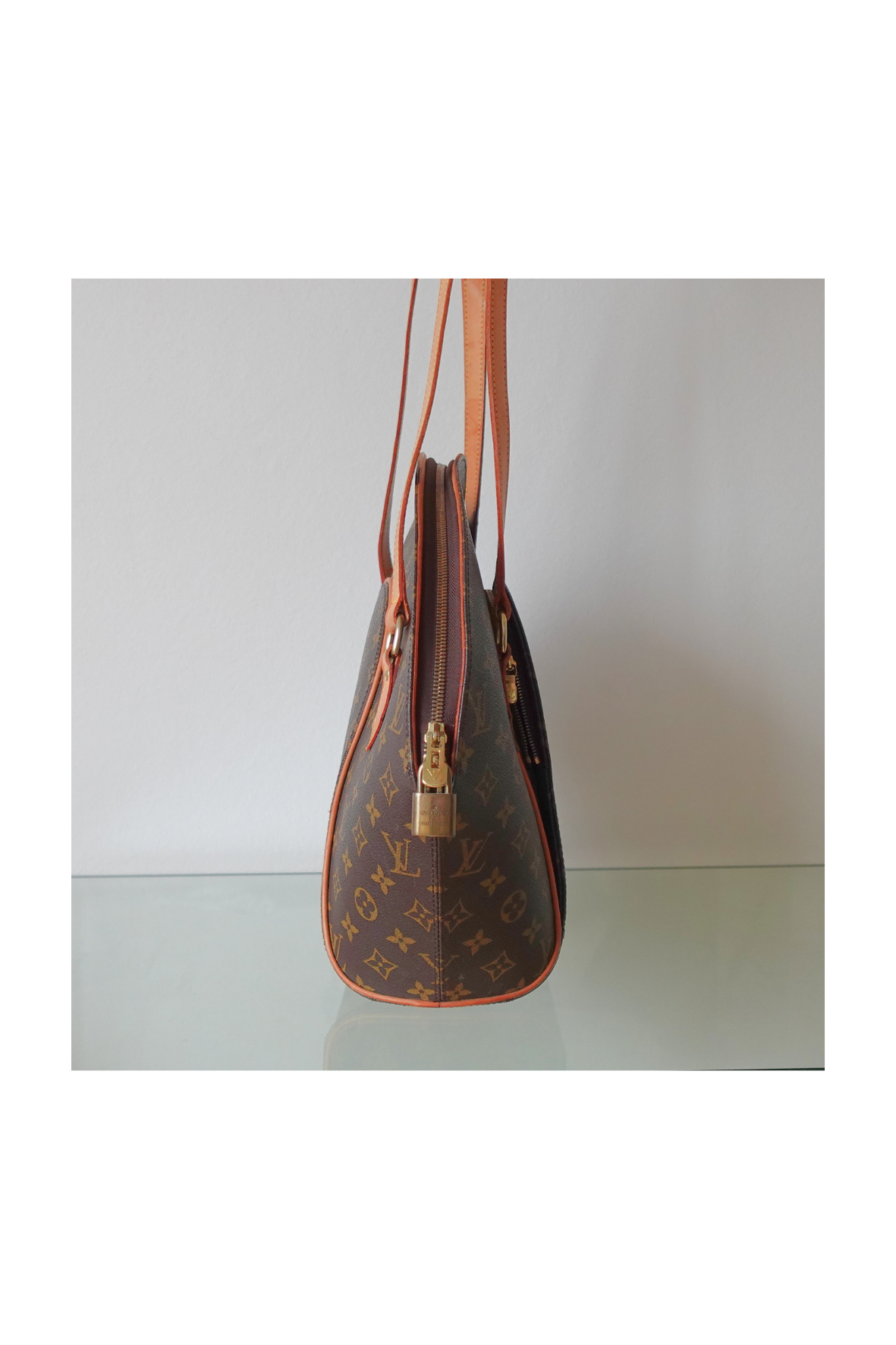 Louis Vuitton Ellipse Bag