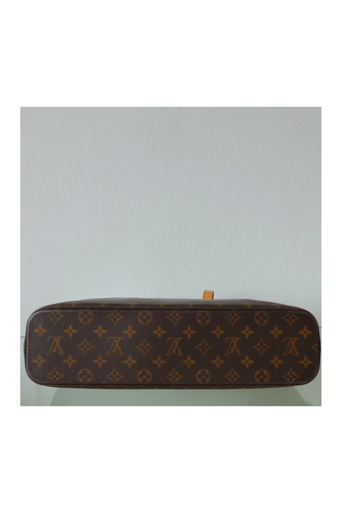 Louis Vuitton Tote Bag in Monogram