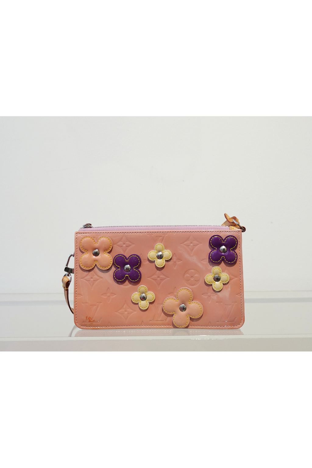Louis Vuitton Monogram Vernis Leather Fleurs Pochette Rose
