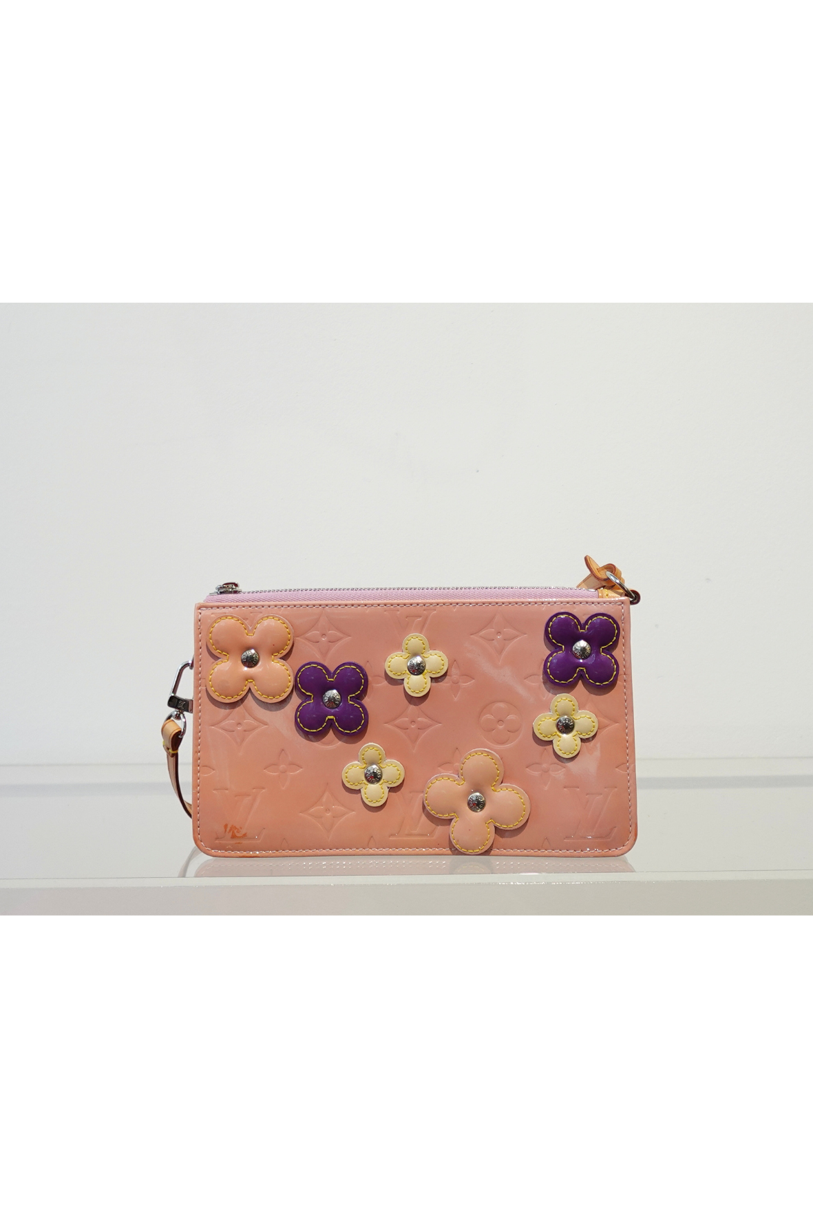 Louis Vuitton Monogram Vernis Leather Fleurs Pochette Rose