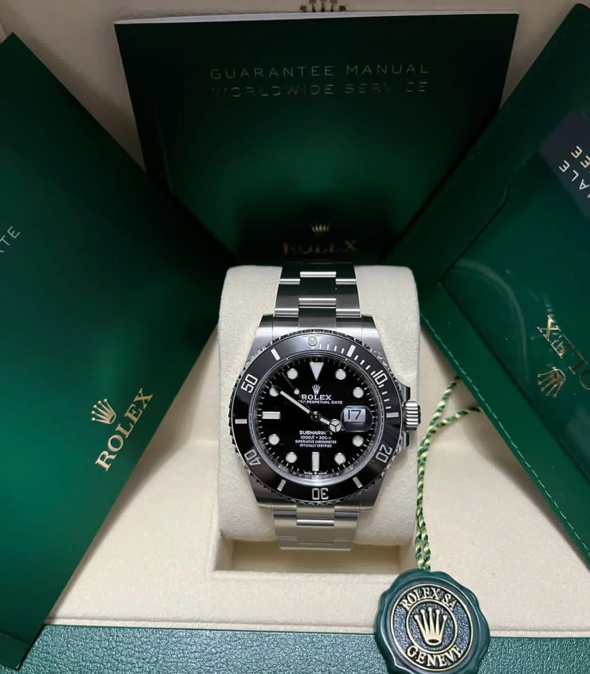 Rolex Submariner Date - New unworn 2025